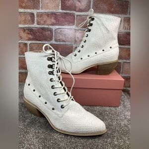 Joyfolie Virginia Womens lace up Granny Boots size 9